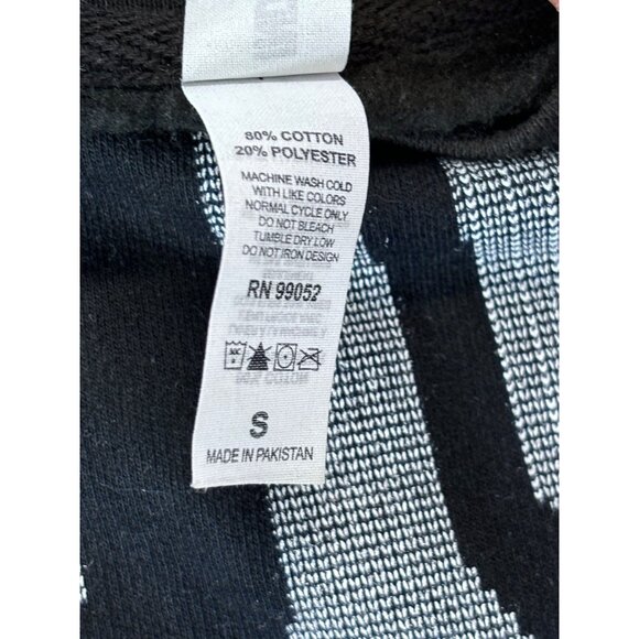 Sting sweatshirt adults small all elite AEW wrestling black and white sweaters - Picture 3 of 8